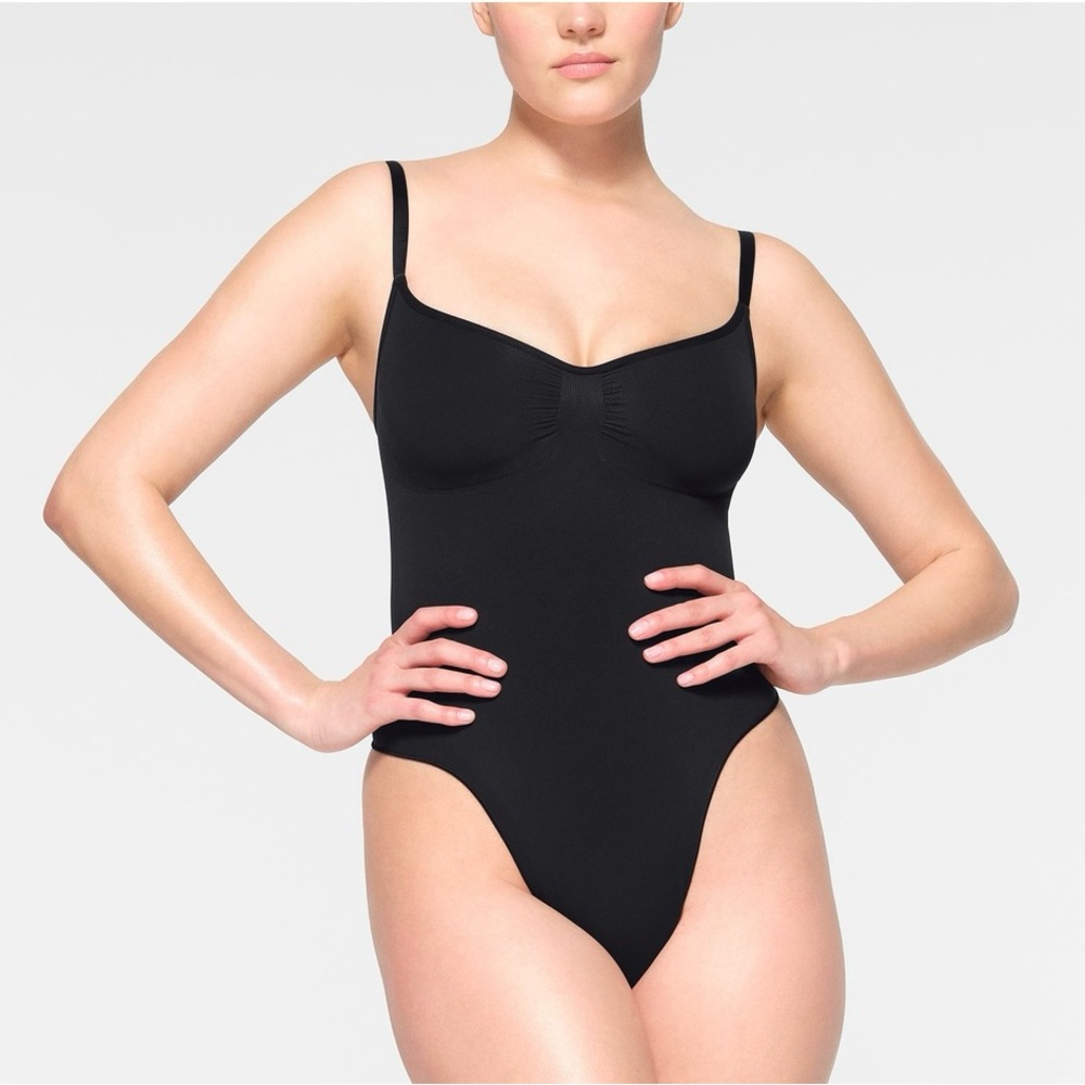 NWT SKIMS thong bodysuit